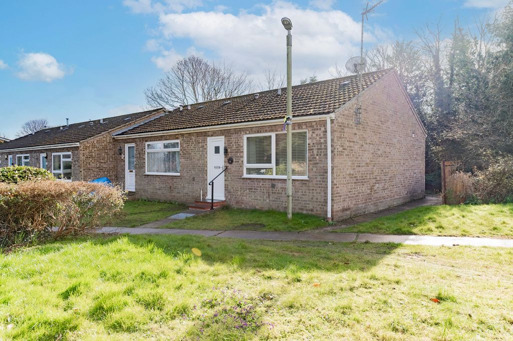 Property photo 3 of 12