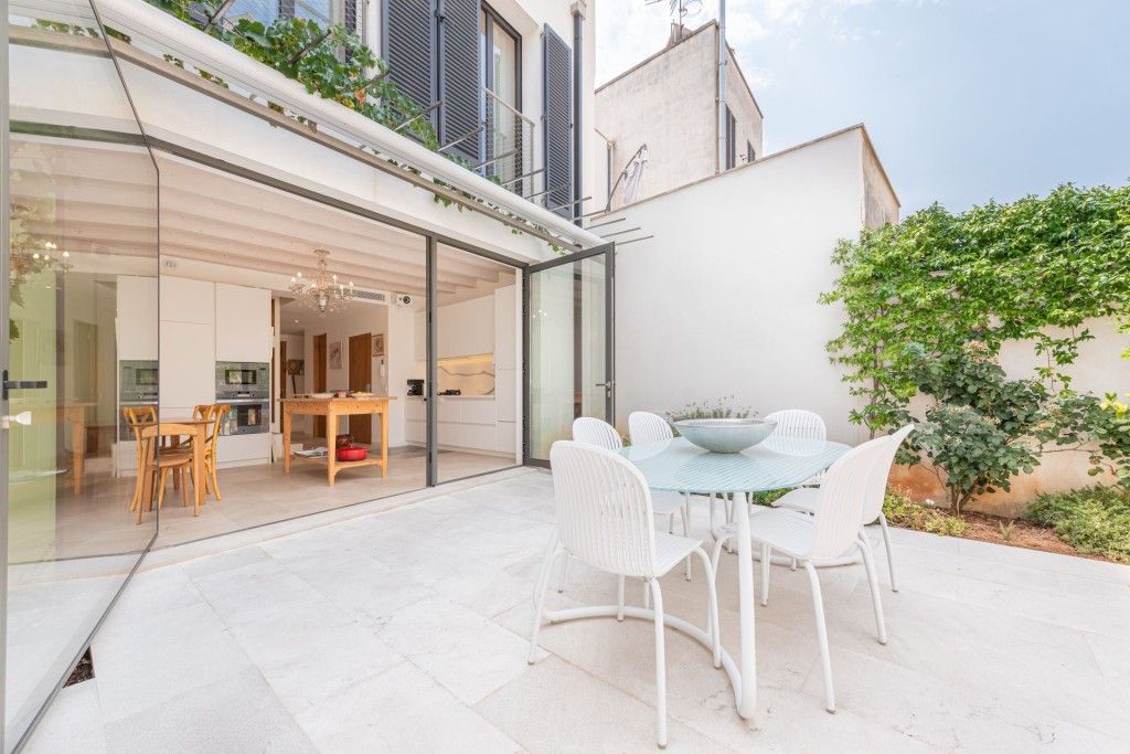 Property photo 2 of 20 Outside Terrace (2)