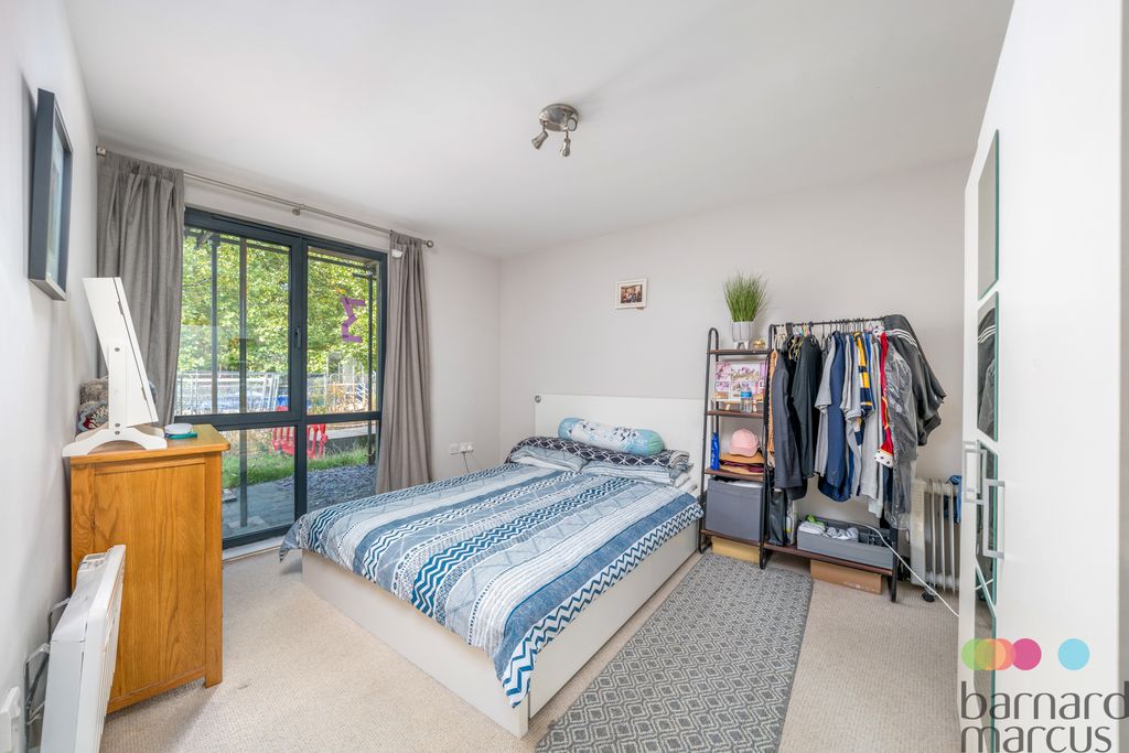 Property photo 3 of 12