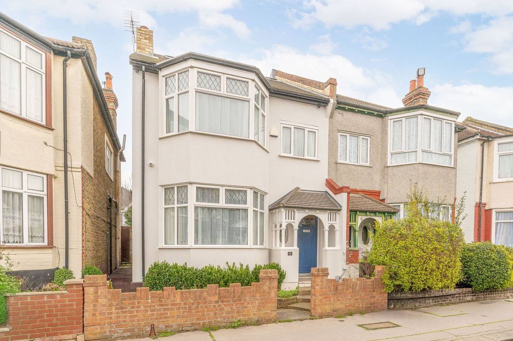 Property photo 1 of 20