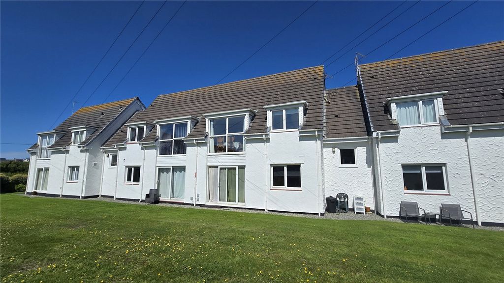 Additional image 13 of 3 bed flat for saleIsallt Lodge, Bae Trearddur, Caergybi, Isallt Lodge LL65
