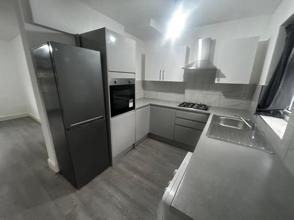 Property photo 3 of 10 92075_2830_Img_06_0000.Jpeg