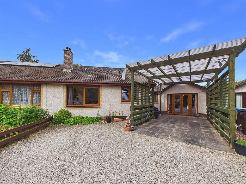 Property photo 1 of 32 Outside