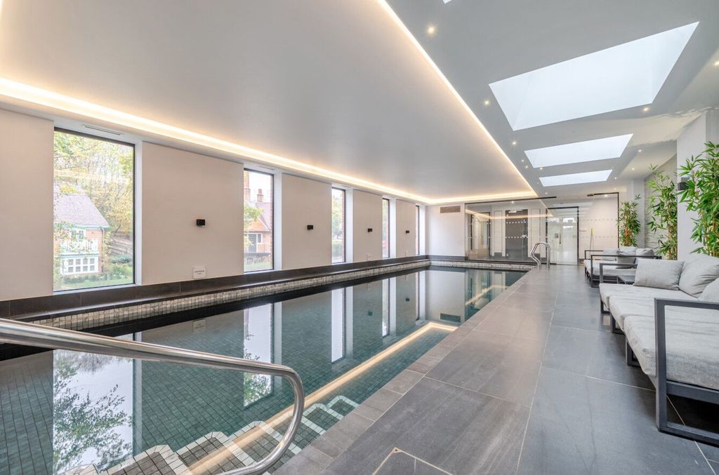 Property photo 3 of 29