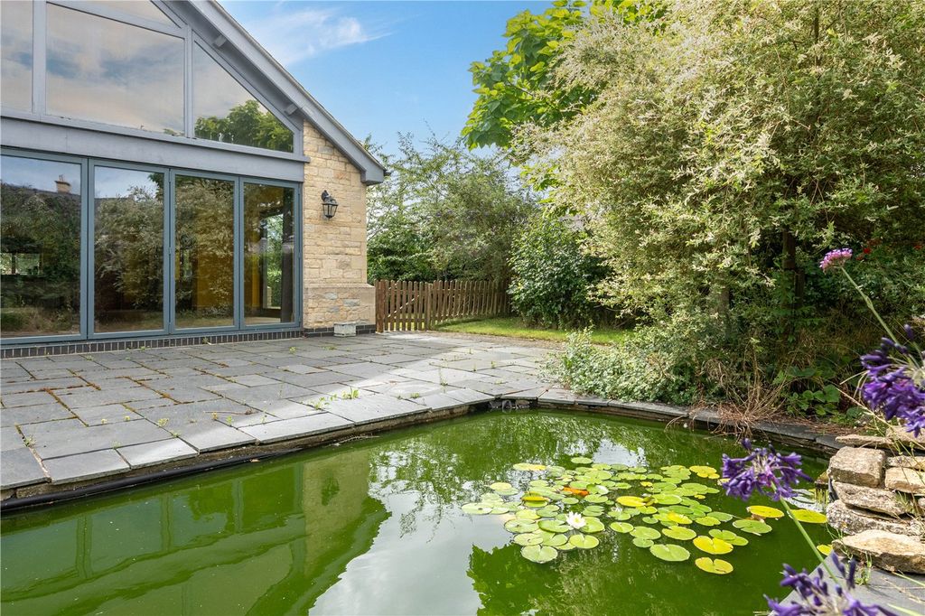 Property photo 3 of 18 Picture No. 28