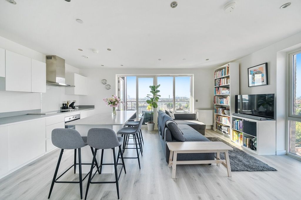 Property photo 1 of 24 Picture No. 06