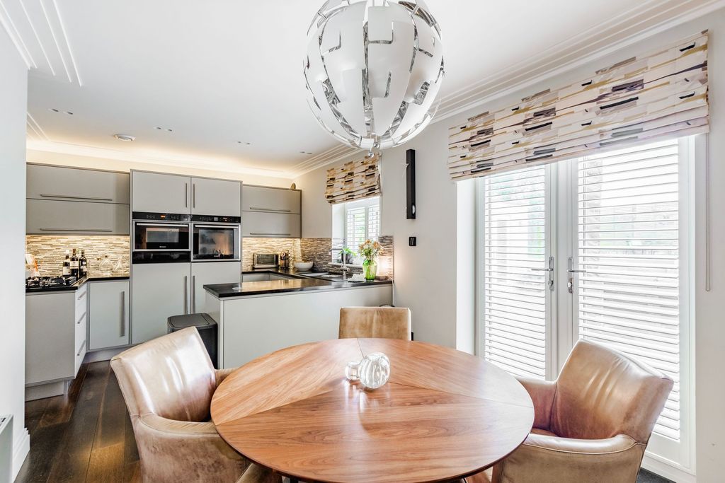 Additional image 6 of 2 bed detached house for saleHolton Road, Halesworth IP19