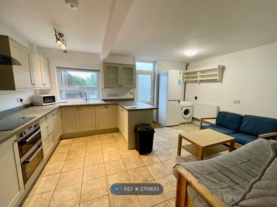 Property photo 2 of 14 Open Plan Kitchen