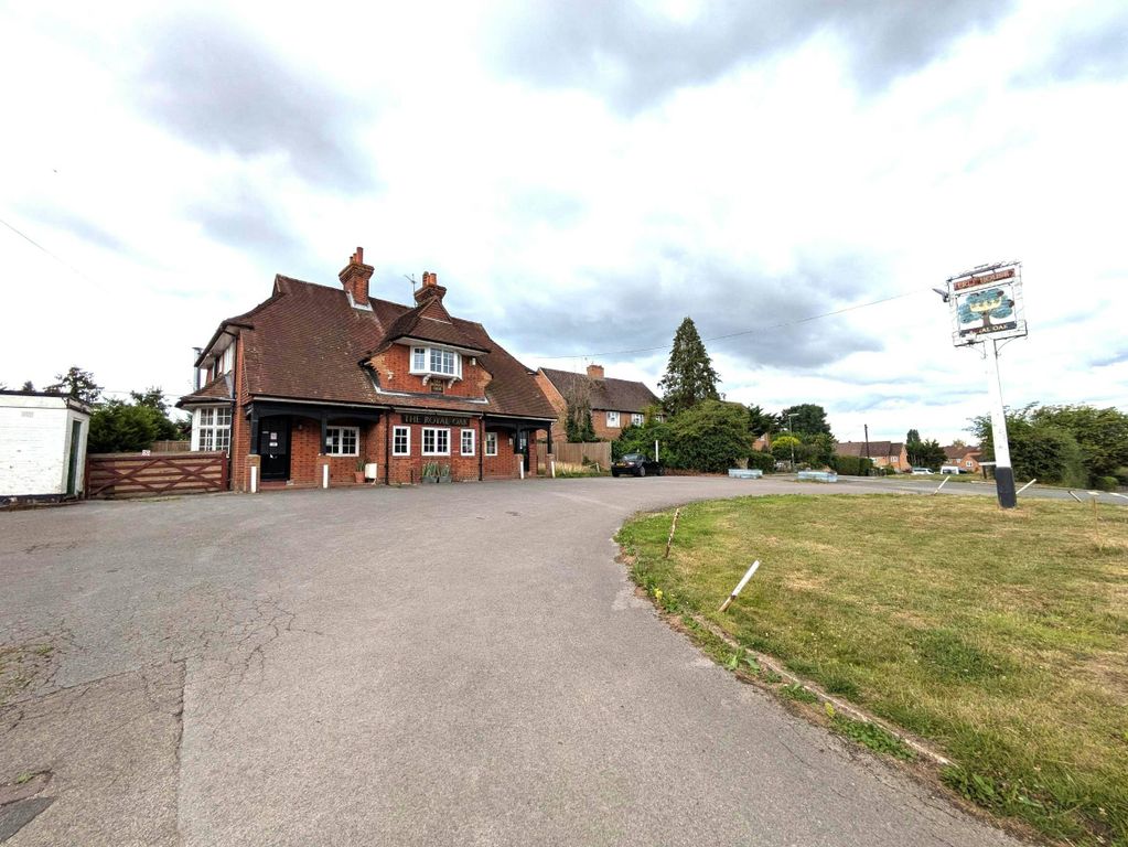 Property photo 1 of 8 1000029828.Jpg