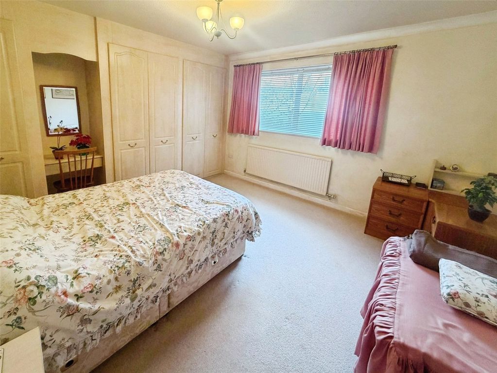 Property photo 3 of 14 Bedroom 1