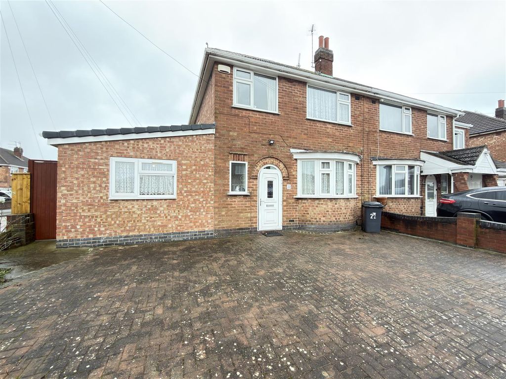 Property photo 2 of 24 Bathroom