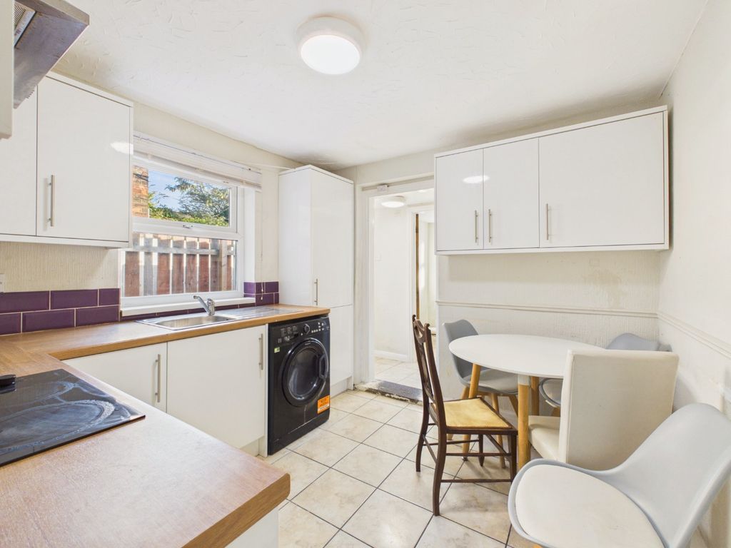 Property photo 3 of 12 5438607