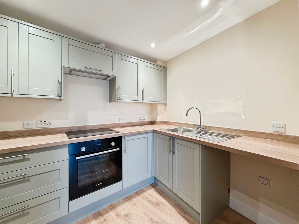 Property photo 2 of 7 Pbox-Img.Jpg