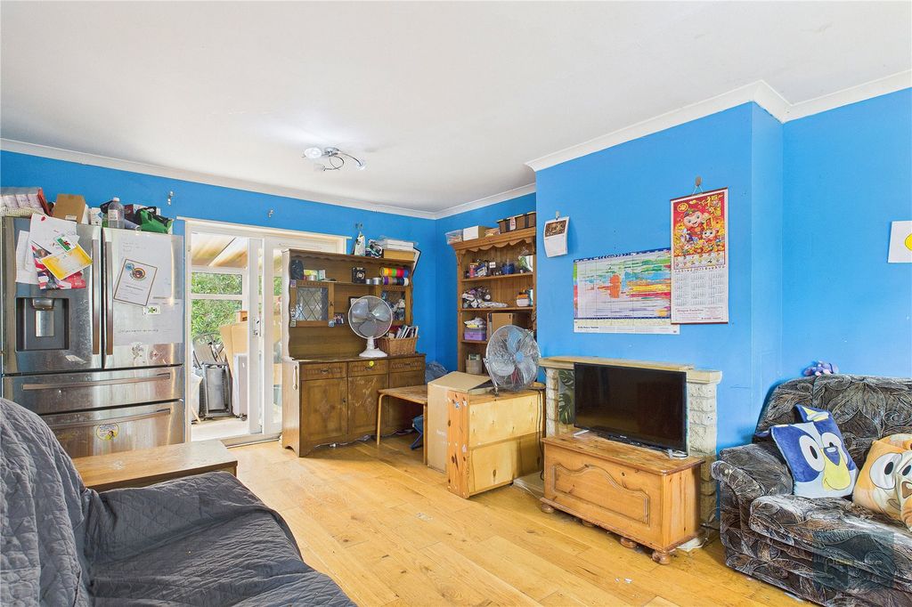Property photo 2 of 15 Picture No. 04