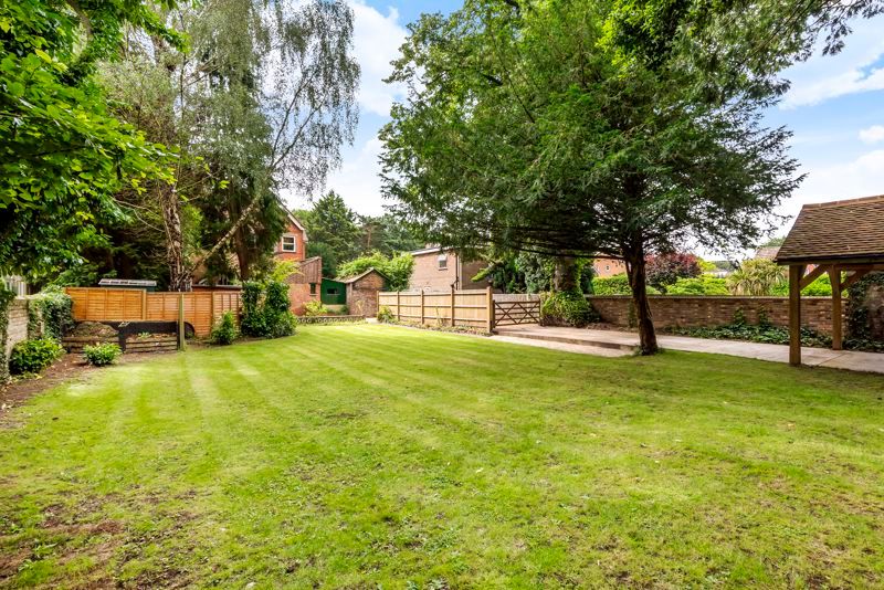 Additional image 33 of 3 bed flat to rentKings Road, Horsham RH13