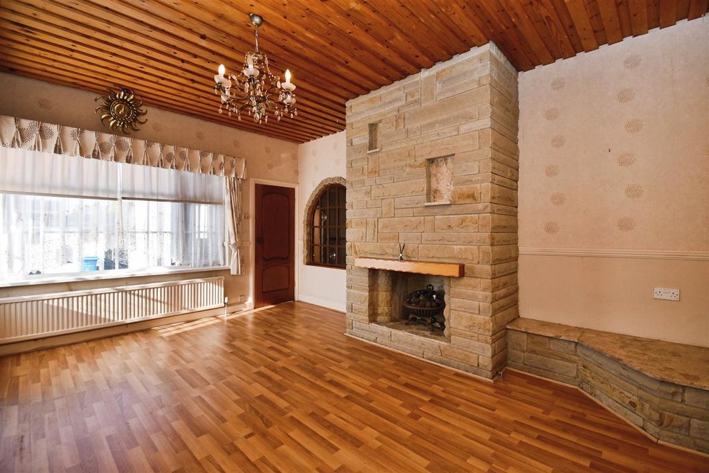 Property photo 2 of 18 14d3271F-U 20 2814 29.Jpg