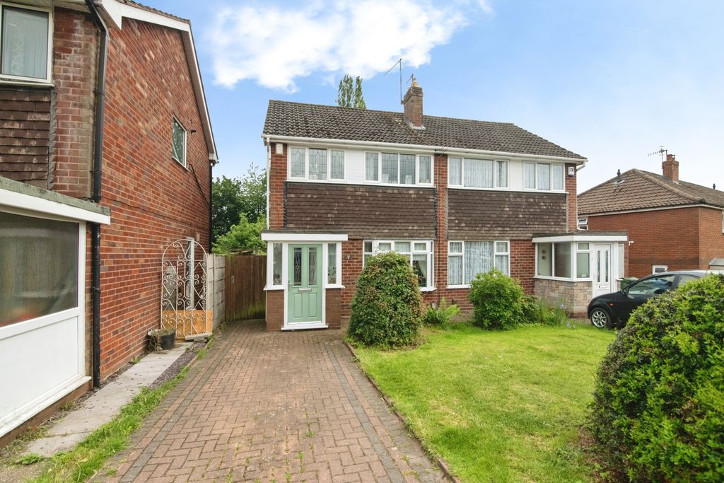 Property photo 1 of 15