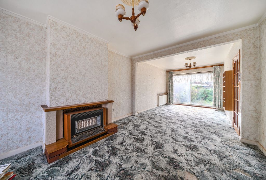 Property photo 3 of 21 1520948-11-6Aad4F...