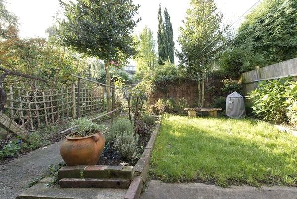 Property photo 3 of 6