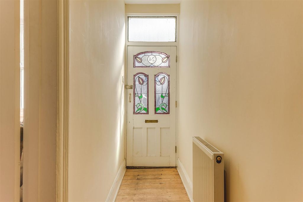 Property photo 2 of 15 24 Cedar Road-5.Jpg