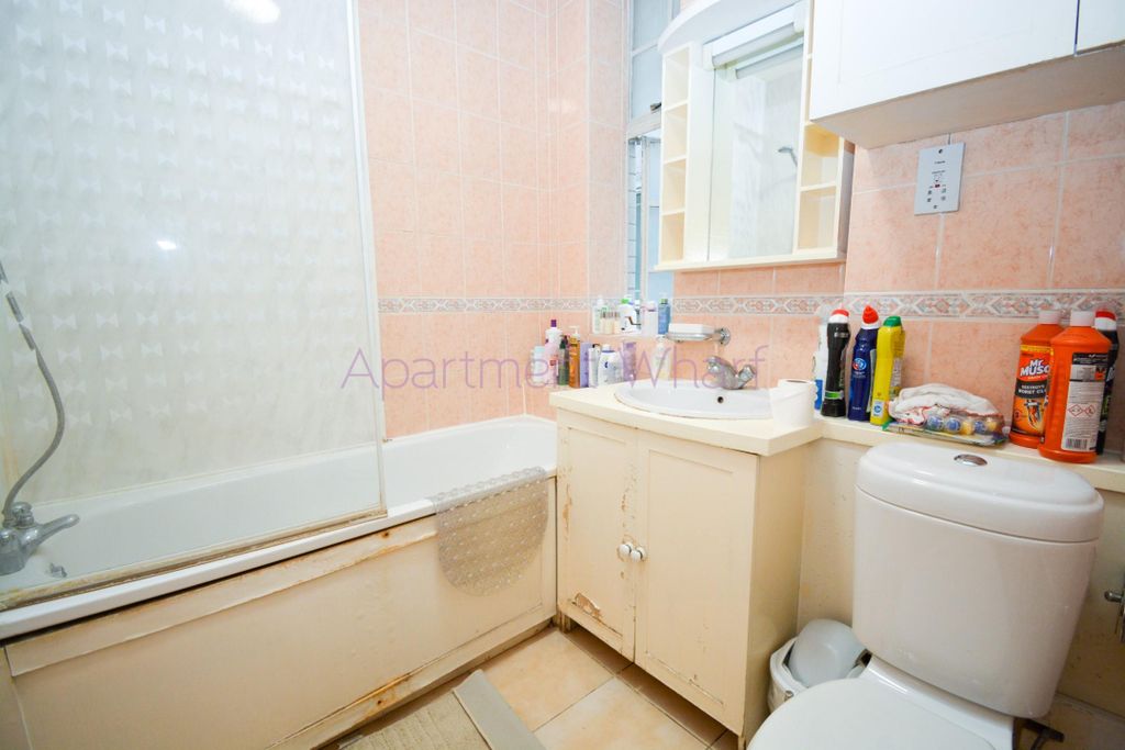 Property photo 3 of 5