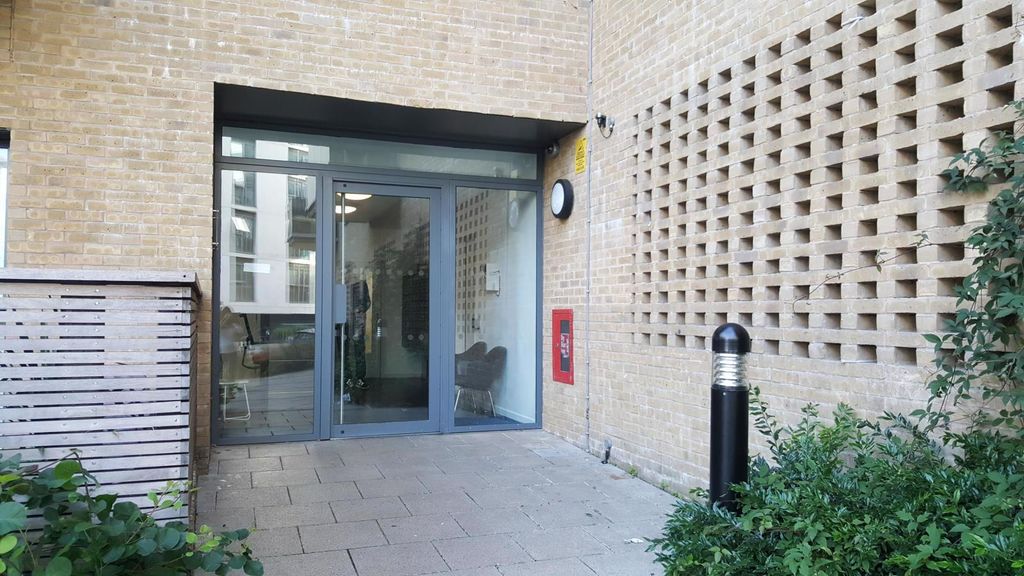 Property photo 2 of 10 Main Entrance