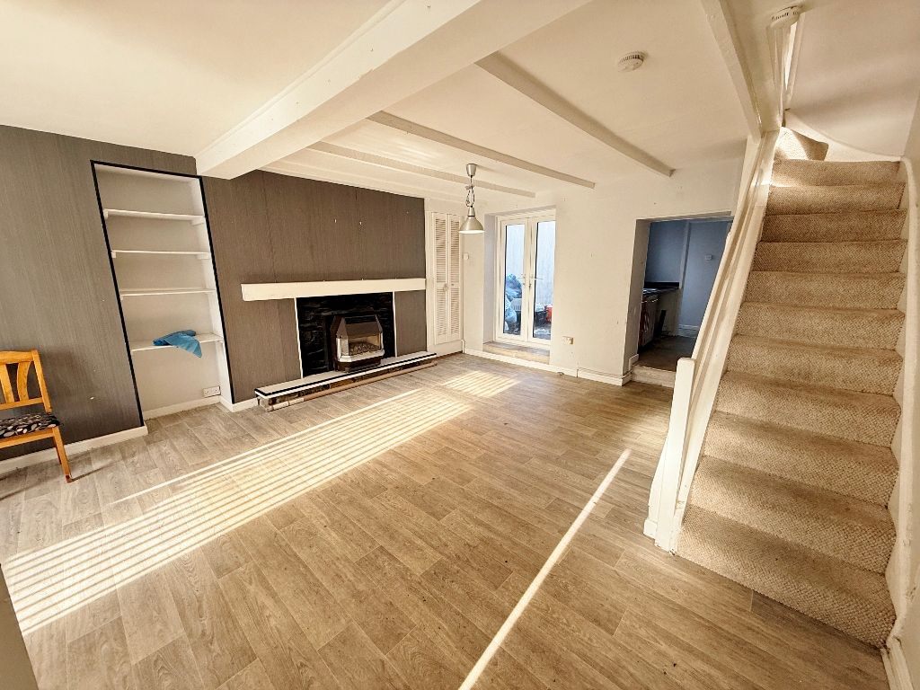 Property photo 2 of 12 Picture 2