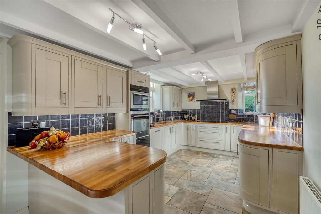 Property photo 3 of 47 Dsc07404.Jpg