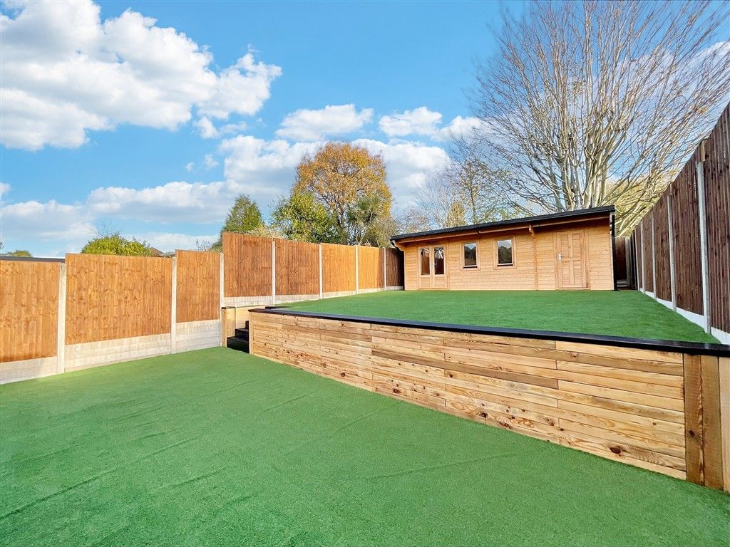 Property photo 1 of 17 Garden