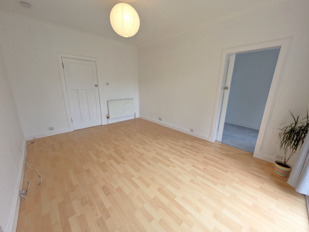 Property photo 3 of 11 Photo 3