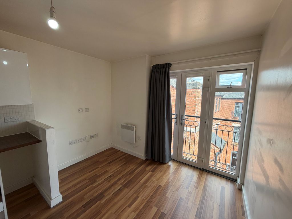 Property photo 2 of 6