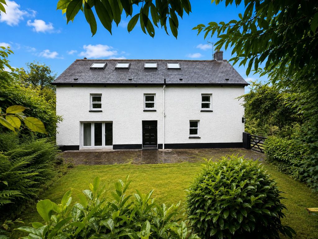 Property photo 1 of 34