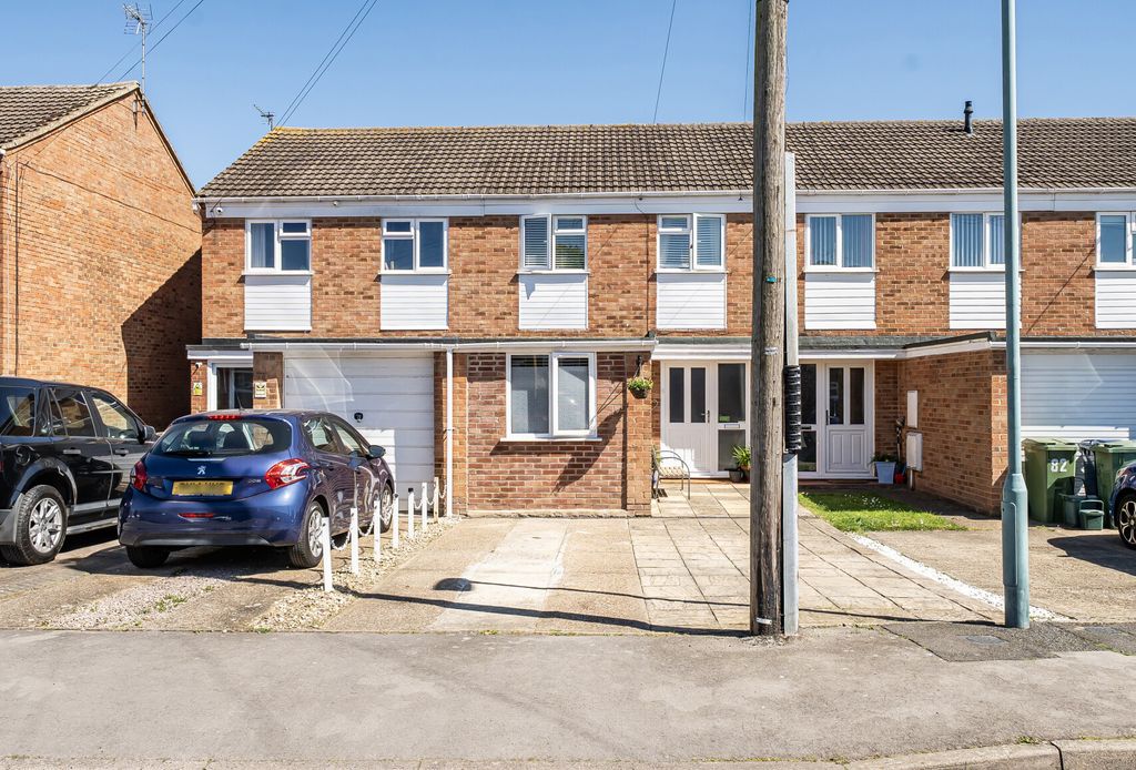 Property photo 1 of 11 1453150-21-69F38B...