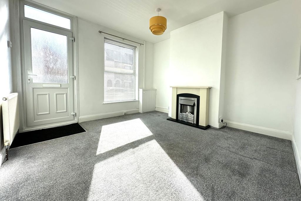 Property photo 2 of 12 Gallery