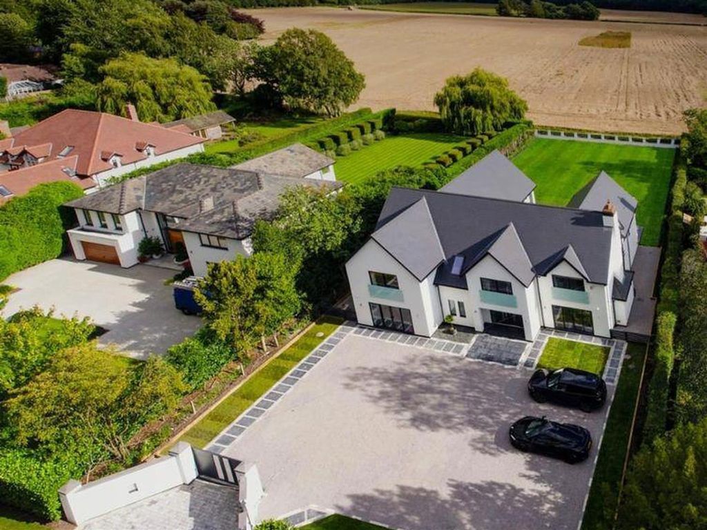 Property photo 2 of 54 Rightmove_High_Res.Jpg