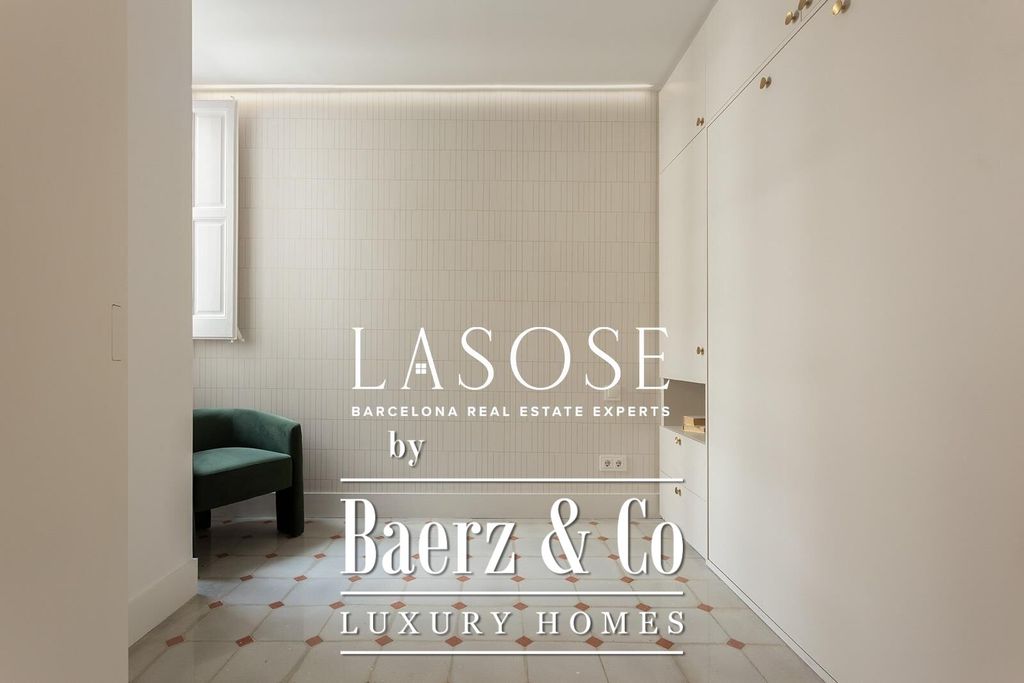 Property photo 2 of 37