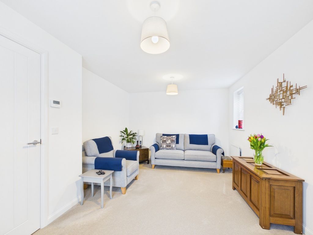 Property photo 2 of 24 4868003