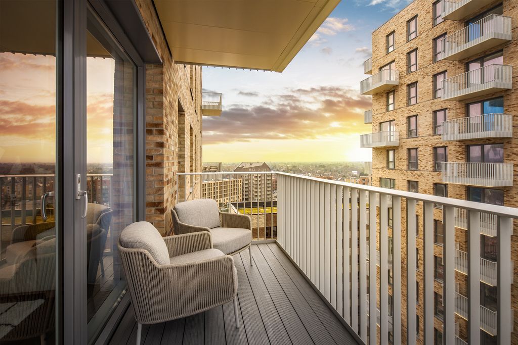 Property photo 2 of 6 Balcony Photograph - Fenton Apartments