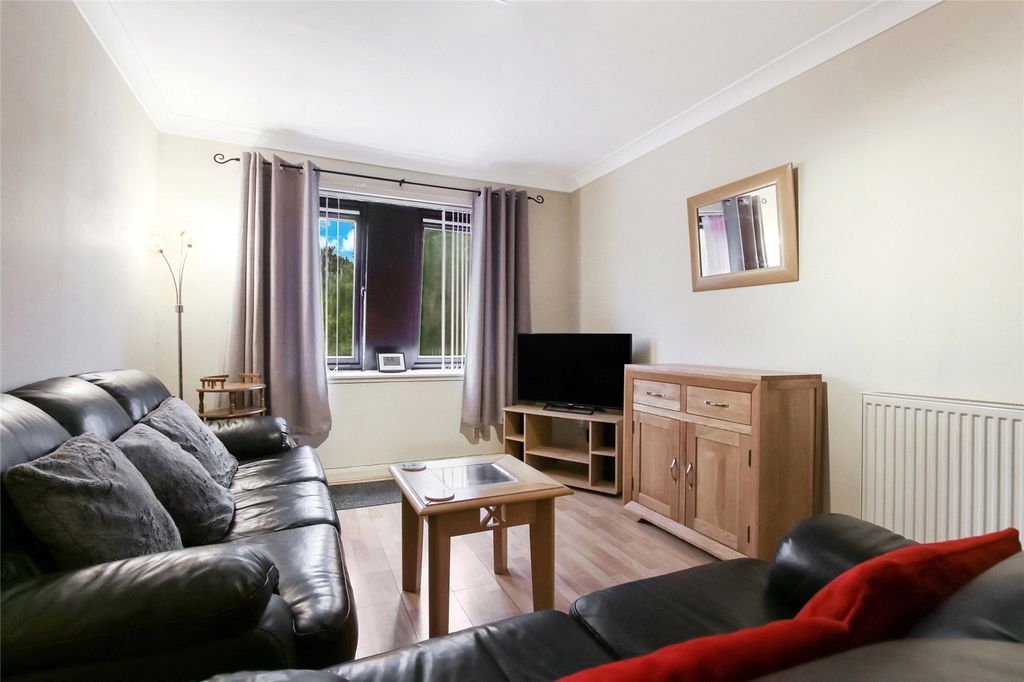 Property photo 2 of 17 Picture No. 06