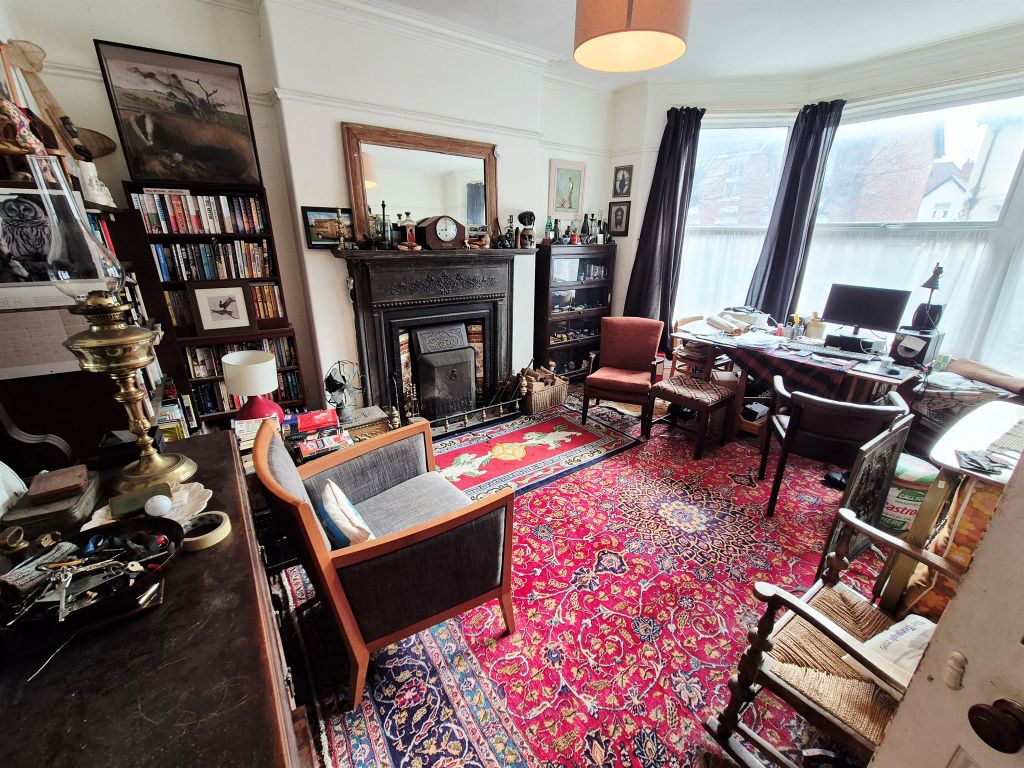 Property photo 2 of 6