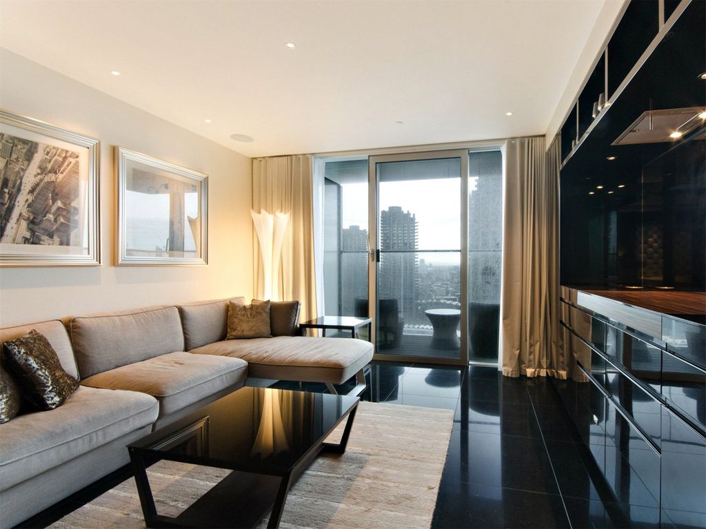 Property photo 3 of 17 The Heron