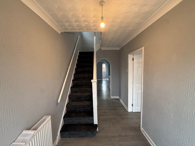 Property photo 2 of 13 Image