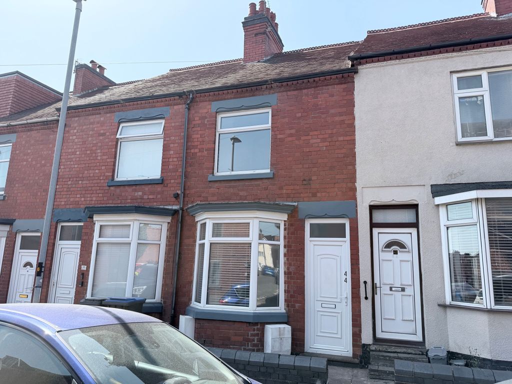 Property photo 1 of 8 Trinity Lane, Hinckley