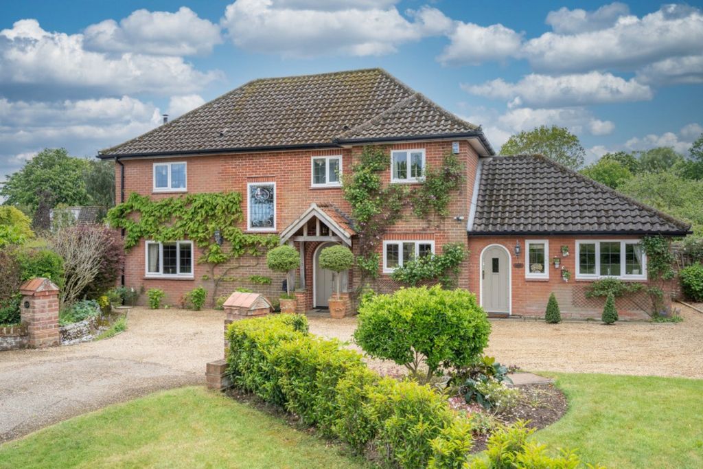 Property photo 1 of 31