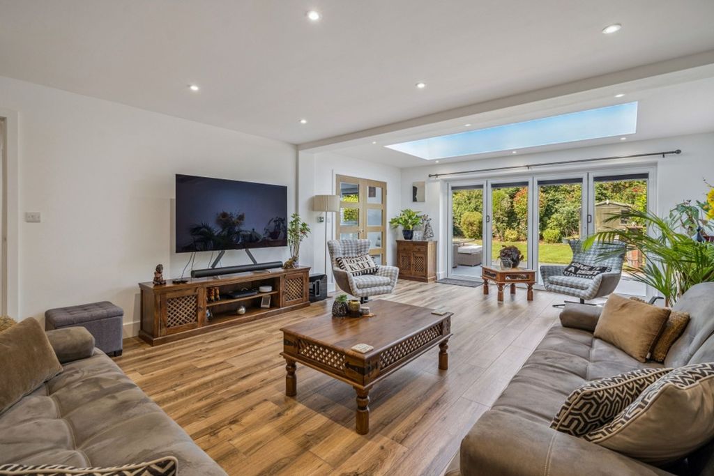 Property photo 2 of 21 Photo 18