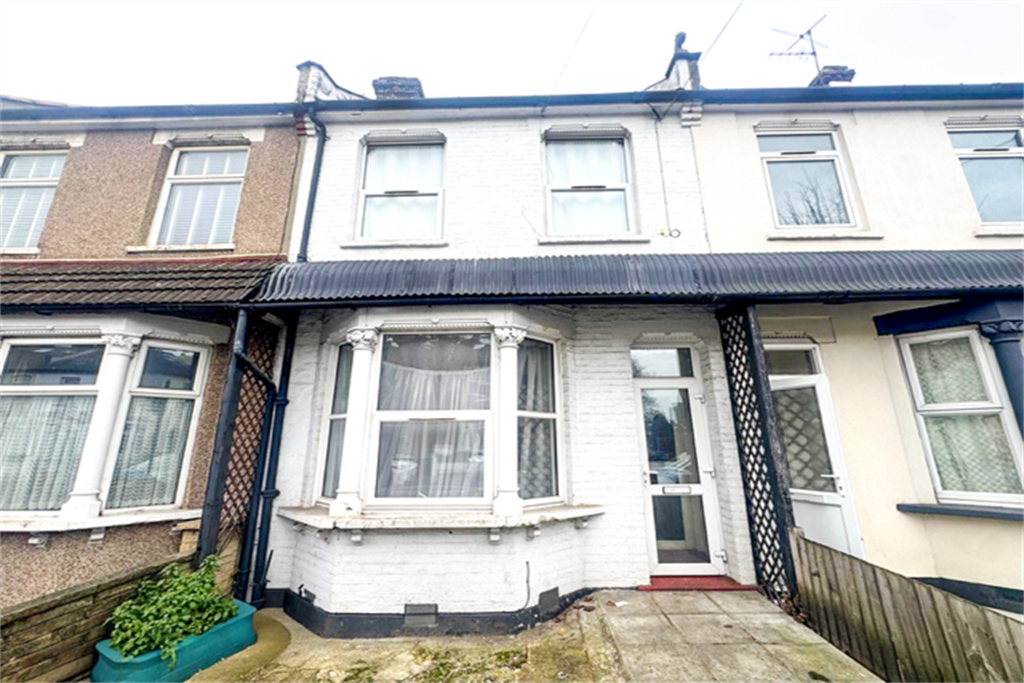 Property photo 1 of 8 (Main)