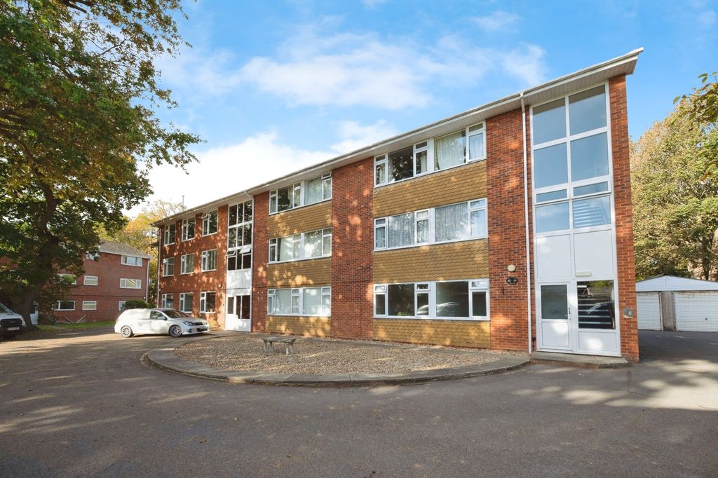 Property photo 1 of 16 Photo