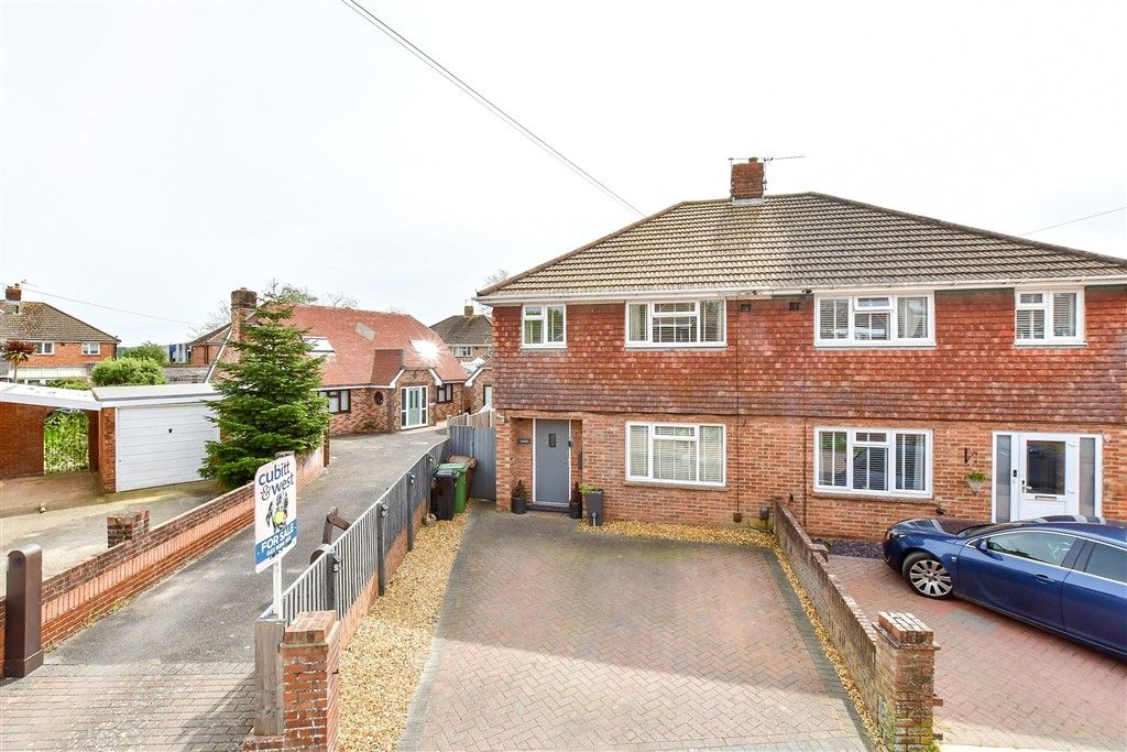 Property photo 1 of 11 External (Web)