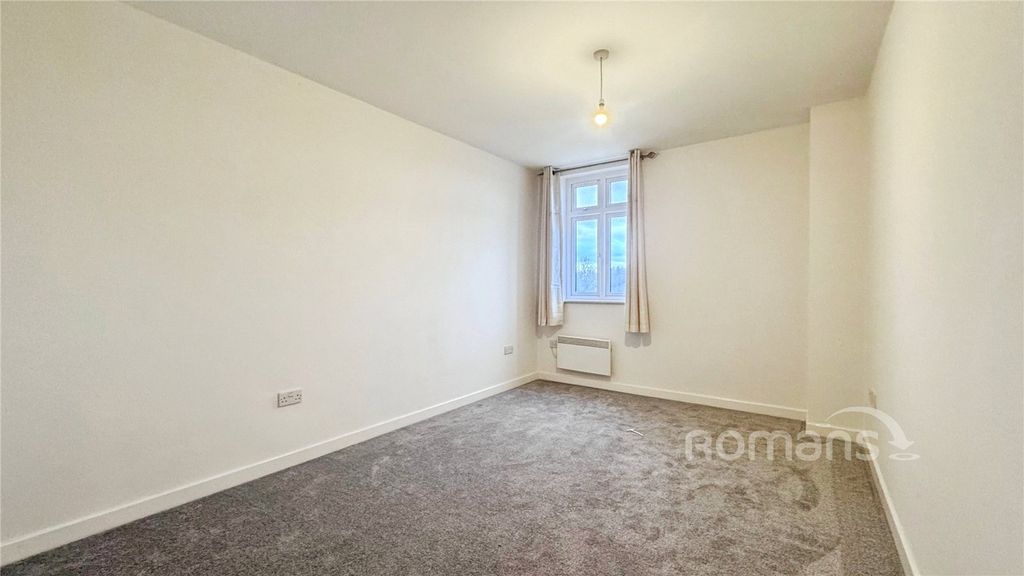 Property photo 3 of 12 Picture No. 34