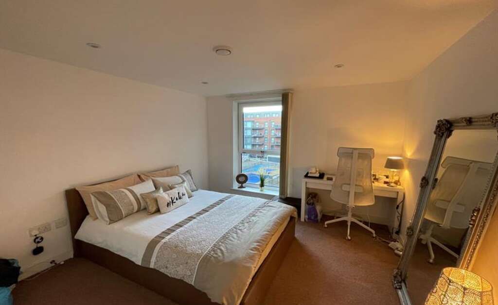 Property photo 3 of 5